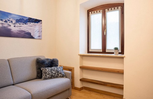 Roccabruna Apartment | Apartment 'Locanda Ca Bianca - Family Suite' with Mountain View, Shared Garden and Wi-Fi