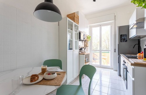 Corsico Apartment | Apartment M4 S Cristoforo Unipol Assago Forum Humanitas Rozzano Navigli Milan