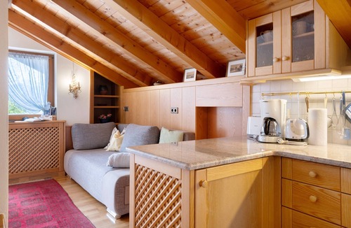 Plaus Apartment | Apartment 'Mayr Fünf' with Mountain View, Balcony and Wi-Fi