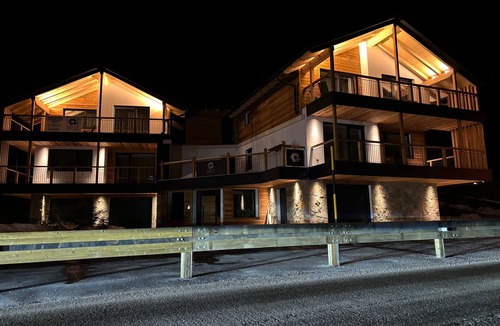 Cavedago Apartment | Apartment 'Mugo' with Mountain View, Wi-Fi and Air Conditioning