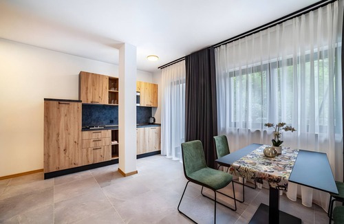 Parcines Apartment | Apartment 'Pauli 5' with Mountain View, Shared Garden and Wi-Fi