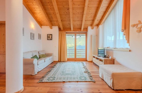 Bleggio Superiore Apartment | Apartment Picchio Autunno by Interhome