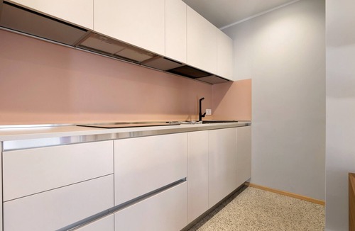 Carisolo Apartment | Apartment 'Pink' with Mountain View, Balcony and Wi-Fi