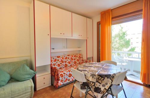 Bibione Lido del Sole Apartment | Apartment Residence Ranieri-1 by Interhome
