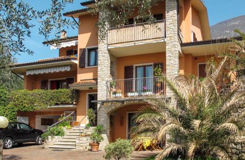 Val di Sogno Apartment | Apartment Rizzardi-3 by Interhome