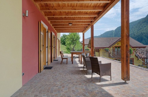 Caldes Apartment | Apartment 'Stanza 1' with Mountain View, Private Terrace and Wi-Fi