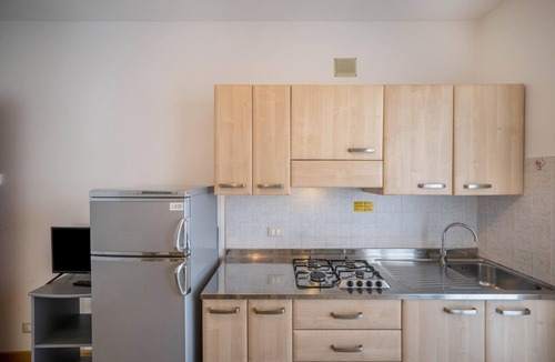 Bibione Apartment | Apartment "Villa Ines Bilocale 2" with Wi-Fi, A/C & Garden