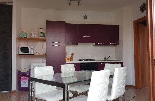 Cavalcaselle Apartment | APARTMENT WITH TERRACE AND 2 BEDROOMS IDEAL FOR GARDALAND LAKE AND PARKS