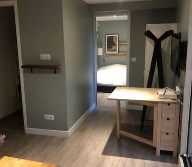 Le Plessis-Robinson Apartment | Appart très cosy en rez de jardin