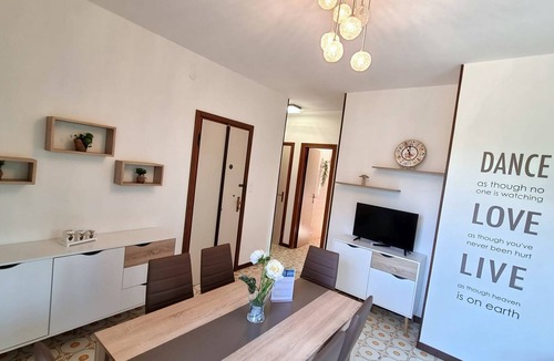 Peschiera del Garda Apartment | Appartamento sul Lago 3200