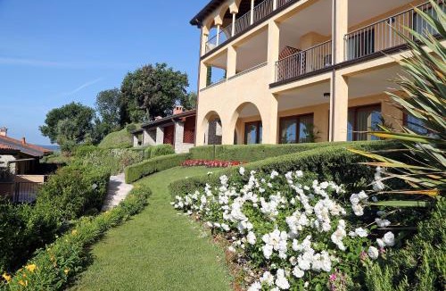 Gardone Riviera Apartment | Appartamenti Borgo