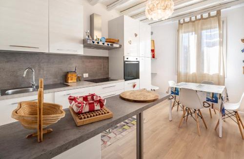 Castello di Brussa Apartment | Appartamento Brussa Beach