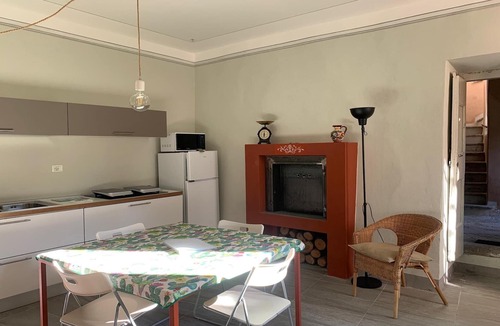 Cannero Riviera Apartment | Appartamento con piccolo giardino Cannero Riviera