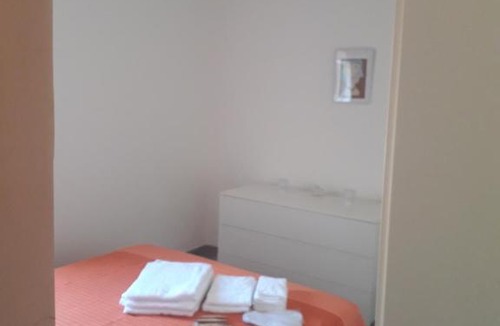Quarto dei Mille Apartment | Appartamento della castagna