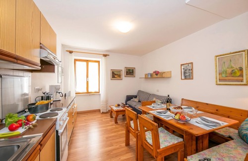 Torbole sul Garda Apartment | Appartamento Miorelli 2 - Flat for 4, Torbole sul Garda, Italy
