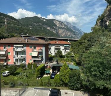 Trento Apartment | Appartamento Smart Base 20min centro parking
