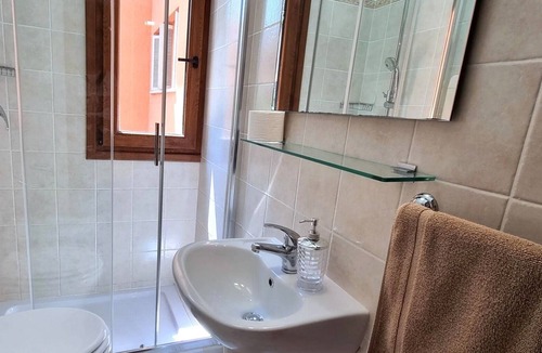 Peschiera del Garda Apartment | Appartamento sul Lago 3400