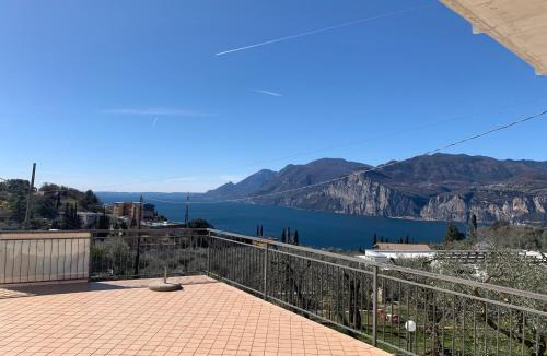 Malcesine Apartment | Appartamento Viola