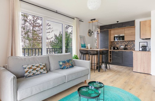 Chennevieres-sur-Marne Apartment | Appartement Luxueux Hyper Centre Ville. Proche Paris et Disneyland