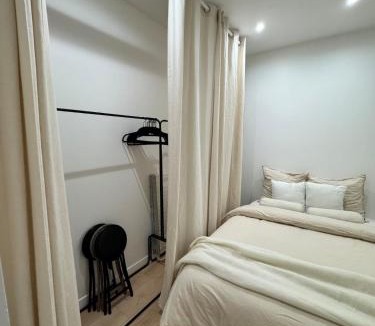 Petit-Ivry Apartment | Appartement cosy