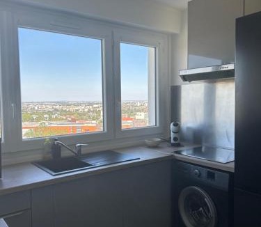 Rosny-sous-Bois Apartment | Appartement cosy ligne 11 proche Paris