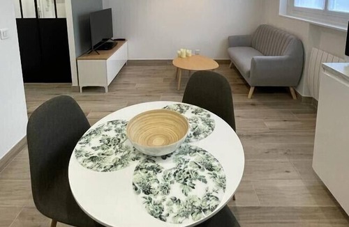 Le Plessis-Robinson Apartment | Appartement Cosy Proche RER et Centre Ville