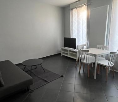 Alfortville Apartment | Appartement gare RER D maisons alfort Alfortville