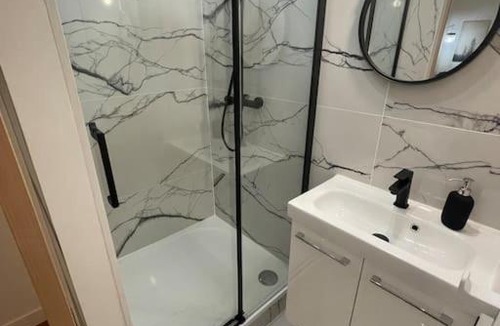 Petit-Ivry Apartment | Appartement neuf à 500m de Paris