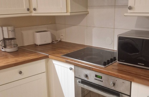 Vaujours Apartment | Appartement Spacieux Avec Jardin Clos. A 15mn de L'aéroport CDG