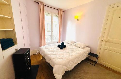 Auteuil Apartment | Appartement Tour Eiffel Chapu