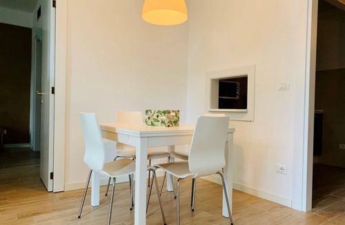 Bardolino Apartment | Apt with small veranda