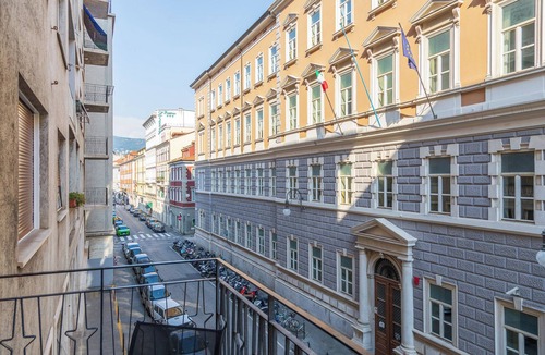 Trieste City Centre Apartment | AQUA DOMUS TRIESTE GLENDA