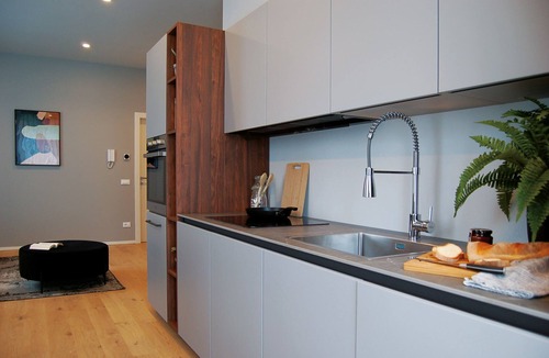 Stazione Apartment | AR Noho Apartment
