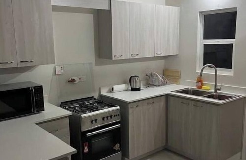 Portmore House | AROMA Residence 2 bedroom house