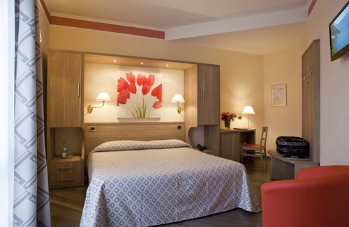 Gardola Hotel | Astra