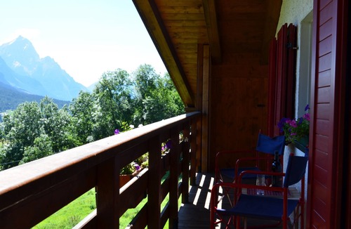 Cortina d'Ampezzo Apartment | ATTIC OVERVIEW 5 minutes from the center of Cortina