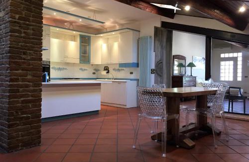 Ovest Apartment | Attico con terrazza Villa Marianna