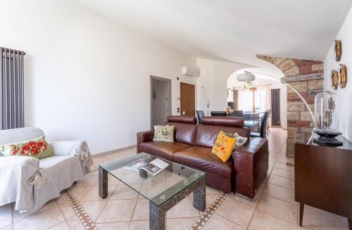 Ovest Apartment | Attico Mirage