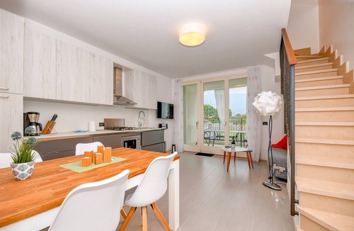 San Benedetto di Lugana Apartment | Aurora Home