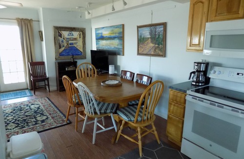 Broad Channel House | Away From it All