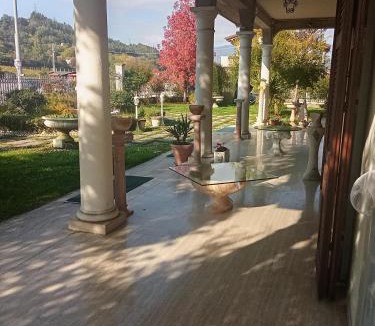 Cavaion Veronese Bed & Breakfast | B&B Villa Adriano