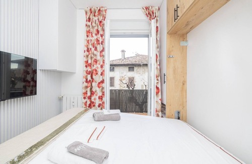 Presezzo Apartment | B.M PRESTIGE
