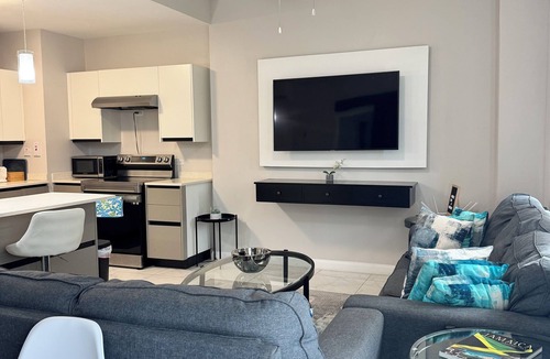 Beverly Hills Apartment | Bamboo Breeze City at the Lofts