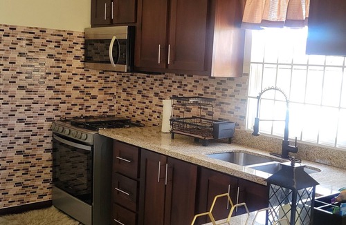 Spring Village House | Barefoot Bliss Short Term Rental with Pool Old Harbour,Colbeck Manor Gated .
