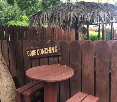 Alice Town Hotel | Bay Inn Estates