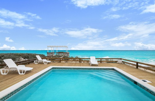 Farmer's Hill Villa | Beachfront Villa Exuma - Calypso House