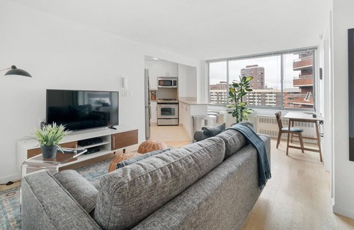 Kips Bay Apartment | Beautiful 1BR in Kips Bay w/ Concierge
