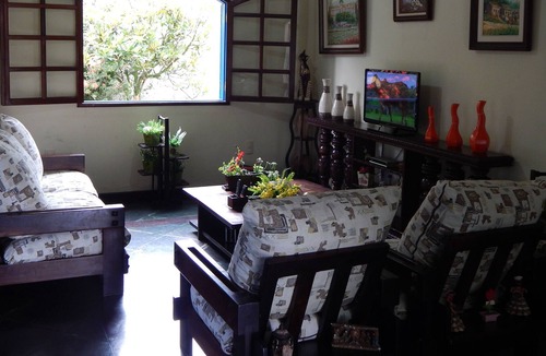 Parque Santo Antonio House | Beautiful and cozy house, 5 Suites, Wi-fi.