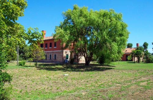Cavallino-Treporti Apartment | Beautiful apartment for 8 people with A/C, WIFI, TV and patio