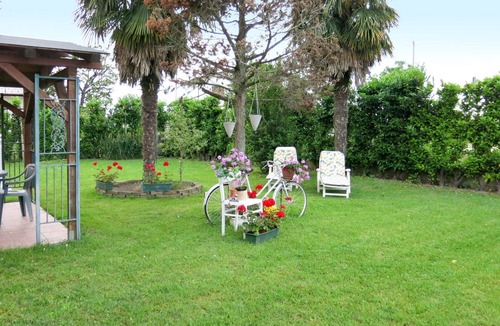 Passarella di Sotto Apartment | Beautiful apartment for 6 people with WIFI, TV, patio and pets allowed